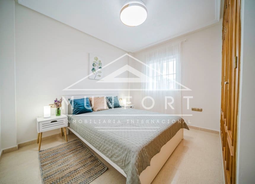 2 soveværelse Lejlighed til salg i Orihuela Costa med swimmingpool - € 169.000 (Ref: 9834676)
