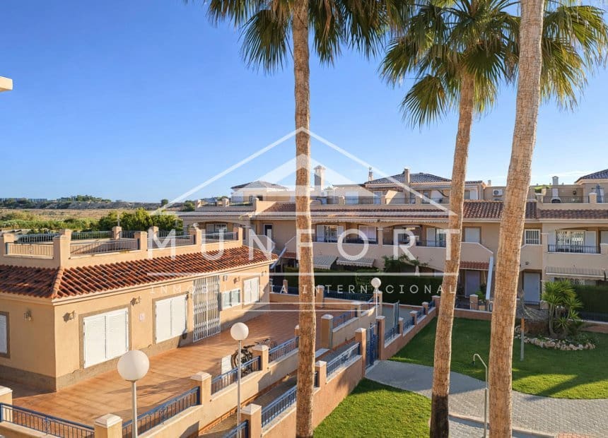 2 soverom Bungalow til salgs i Pilar de la Horadada med svømmebasseng - € 199 900 (Ref: 9836766)