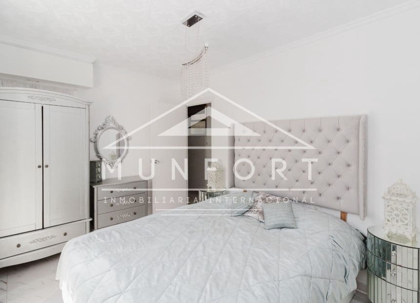 3 sovrum Lägenhet för semesterbostäder i Torrevieja - 1 300 € (Ref: 9838284)