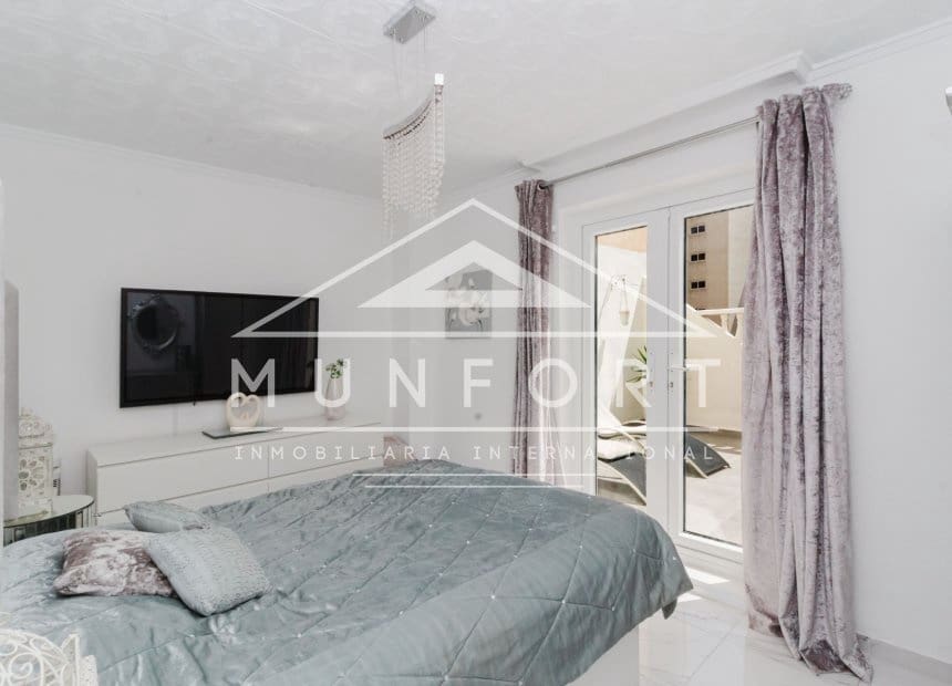 3 sovrum Lägenhet för semesterbostäder i Torrevieja - 1 300 € (Ref: 9838284)