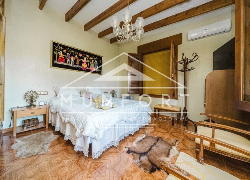 10 sovrum Villa till salu i Orihuela med pool - 1 750 000 € (Ref: 9838285)