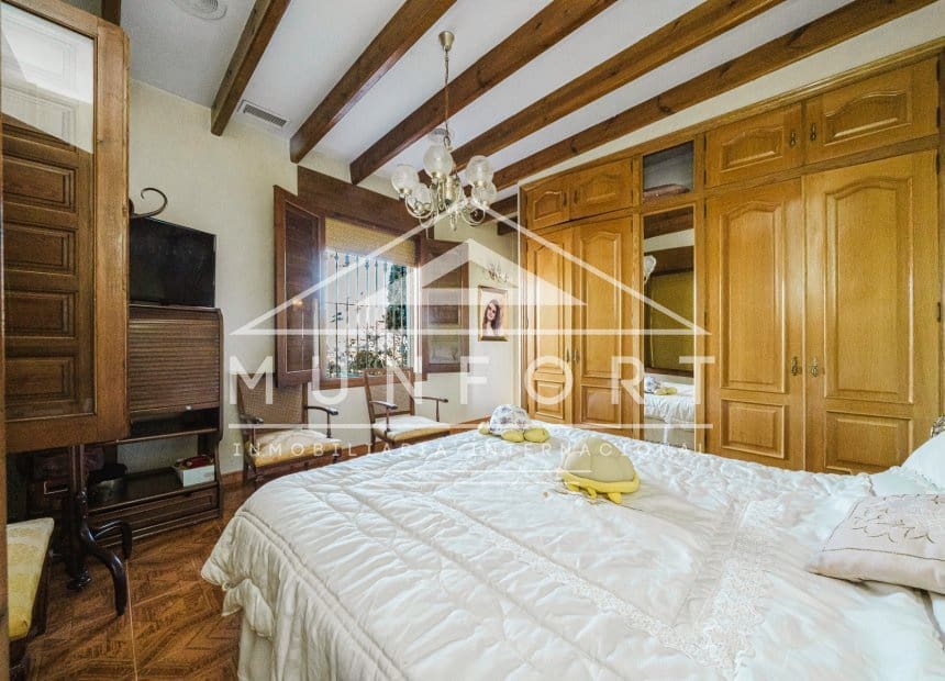 10 sovrum Villa till salu i Orihuela med pool - 1 750 000 € (Ref: 9838285)