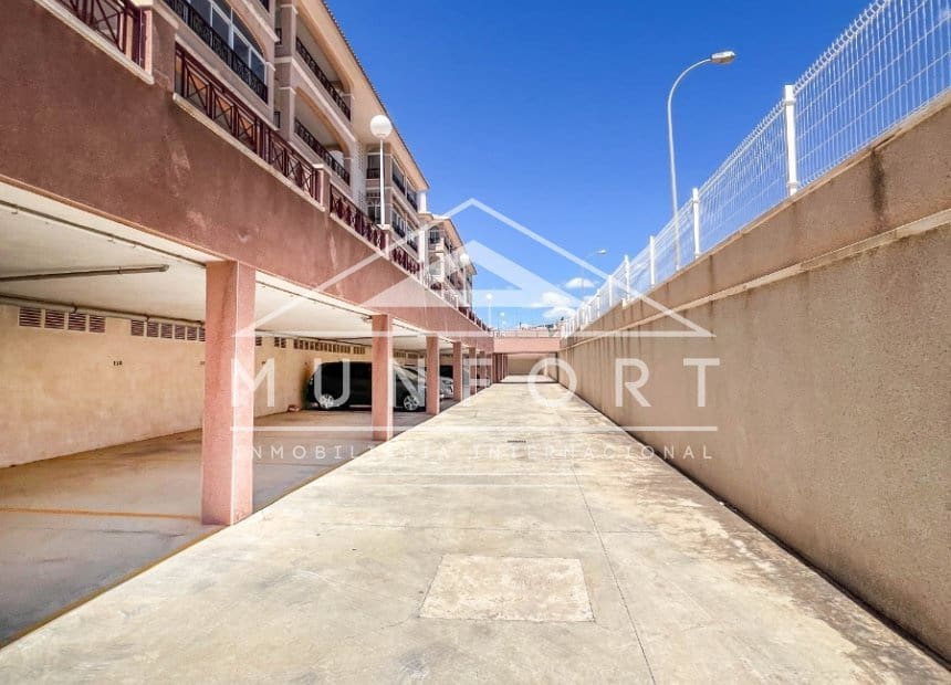 2 soveværelse Lejlighed til salg i Playa Flamenca med swimmingpool - € 199.000 (Ref: 9838687)