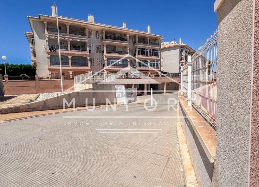 2 soveværelse Lejlighed til salg i Playa Flamenca med swimmingpool - € 199.000 (Ref: 9838687)