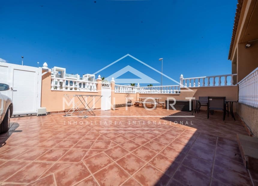 2 chambre Villa/Maison à vendre à Orihuela Costa avec piscine - 230 000 € (Ref: 9838691)