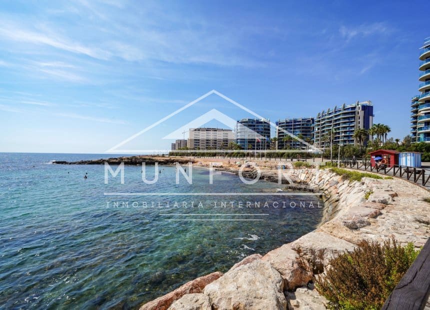 2 chambre Villa/Maison à vendre à Orihuela Costa avec piscine - 230 000 € (Ref: 9838691)