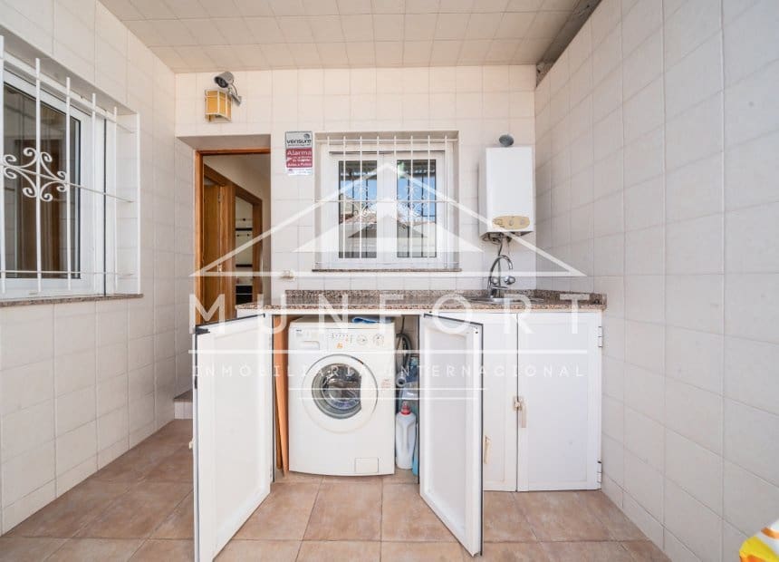 3 makuuhuone Paritalo myytävänä paikassa Santiago de la Ribera - 385 000 € (Ref: 9841738)