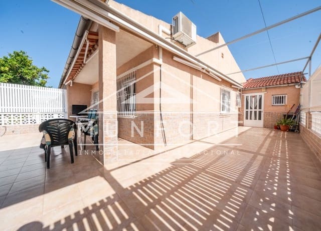 3 makuuhuone Paritalo myytävänä paikassa Santiago de la Ribera, San Javier - 385 000 € (Ref: 9841738)