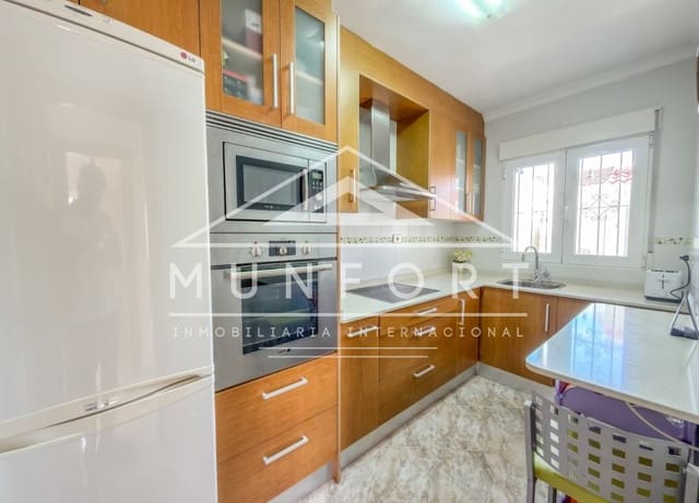 3 makuuhuone Paritalo myytävänä paikassa Santiago de la Ribera, San Javier - 385 000 € (Ref: 9841738)