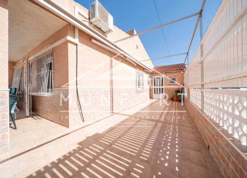 3 makuuhuone Paritalo myytävänä paikassa Santiago de la Ribera - 385 000 € (Ref: 9841738)