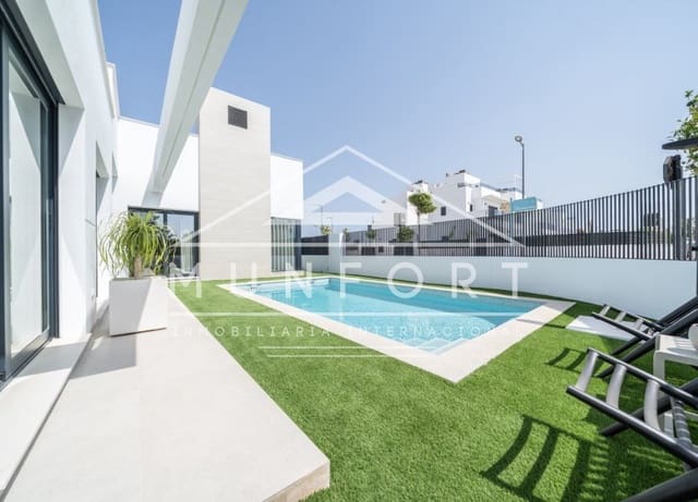 3 slaapkamer Villa te koop in Los Alcázares - € 869.900 (Ref: 9841868)
