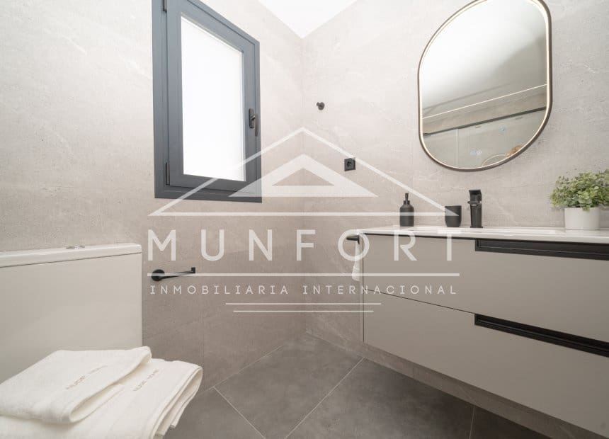 3 slaapkamer Villa te koop in Los Alcazares - € 869.900 (Ref: 9841868)