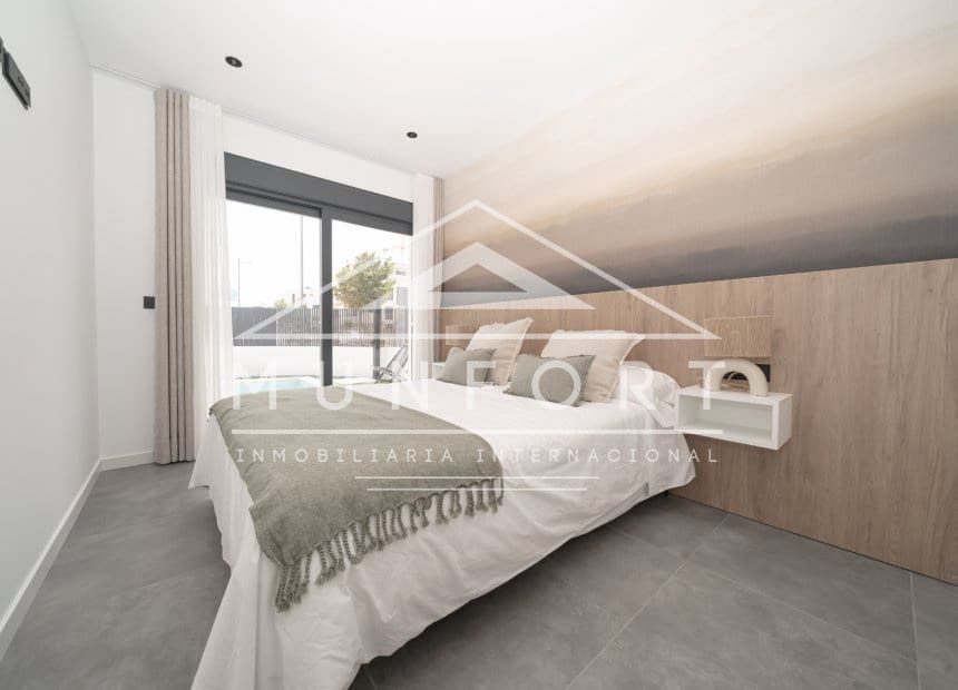 3 slaapkamer Villa te koop in Los Alcazares - € 869.900 (Ref: 9841868)