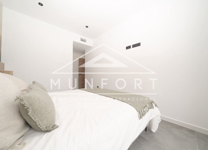 3 slaapkamer Villa te koop in Los Alcazares - € 869.900 (Ref: 9841868)
