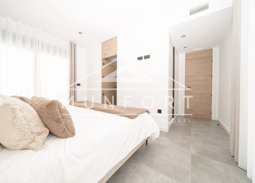 3 slaapkamer Villa te koop in Los Alcazares - € 869.900 (Ref: 9841868)