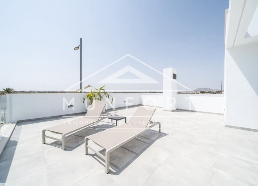 3 slaapkamer Villa te koop in Los Alcazares - € 869.900 (Ref: 9841868)
