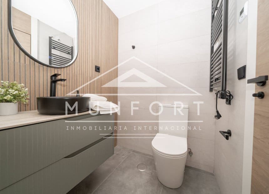 3 slaapkamer Villa te koop in Los Alcazares - € 869.900 (Ref: 9841868)