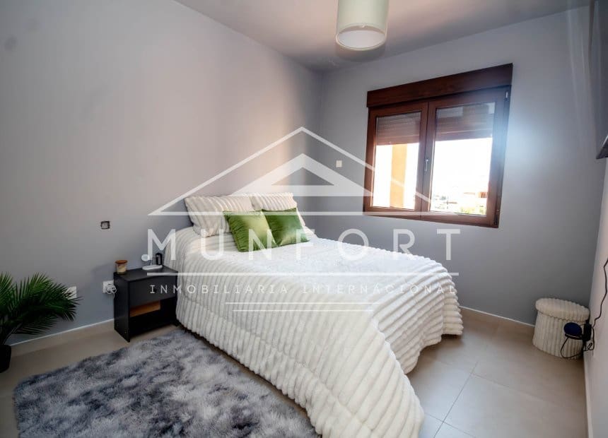2 bedroom Penthouse for sale in Los Alcazares with pool - € 195,000 (Ref: 9850743)
