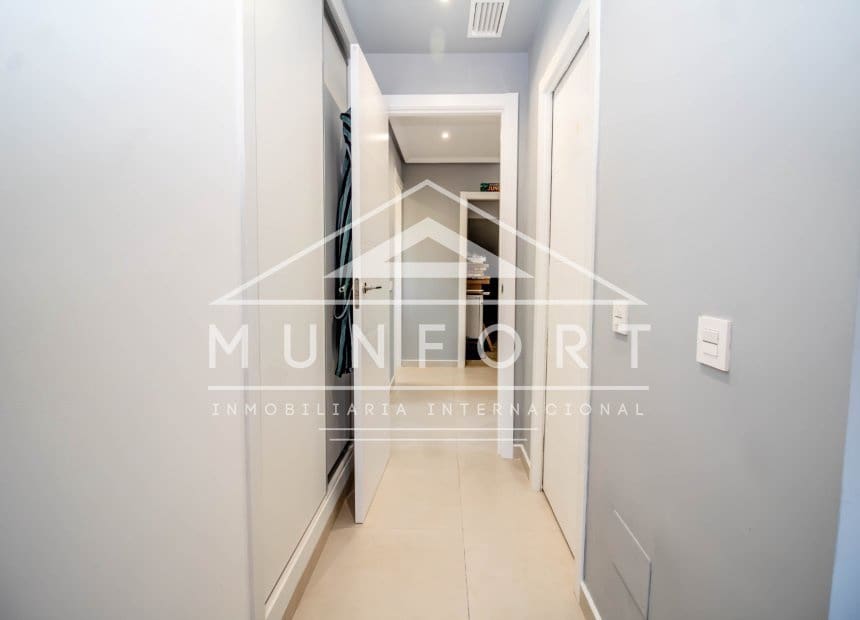 2 bedroom Penthouse for sale in Los Alcazares with pool - € 195,000 (Ref: 9850743)