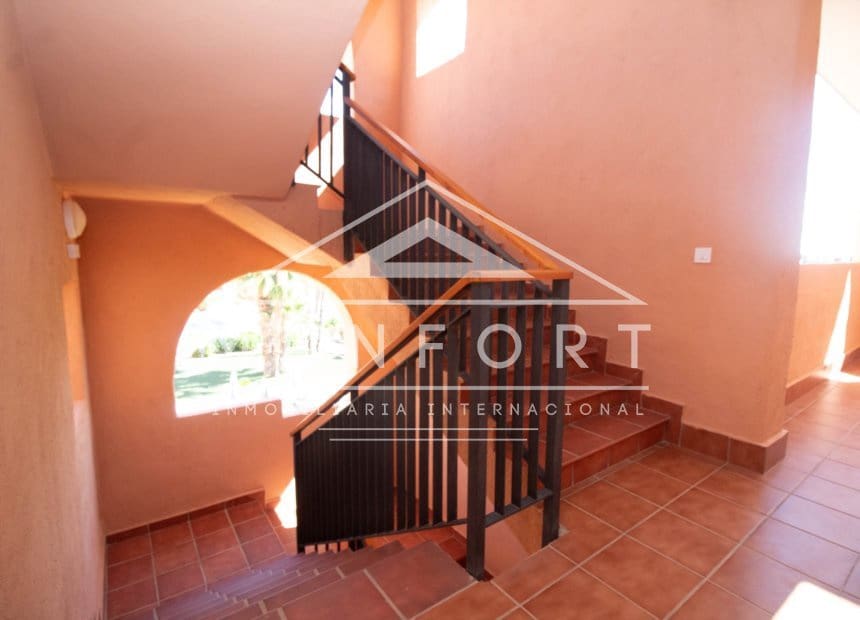 2 bedroom Penthouse for sale in Los Alcazares with pool - € 195,000 (Ref: 9850743)