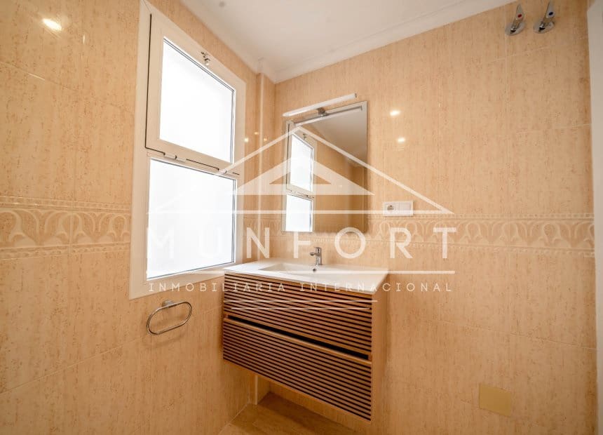 2 soverom Hus til salgs i Pilar de la Horadada med svømmebasseng - € 329 900 (Ref: 9850745)