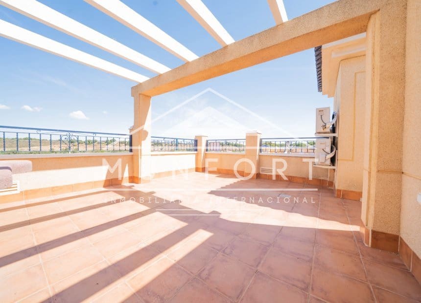 2 soverom Hus til salgs i Pilar de la Horadada med svømmebasseng - € 329 900 (Ref: 9850745)
