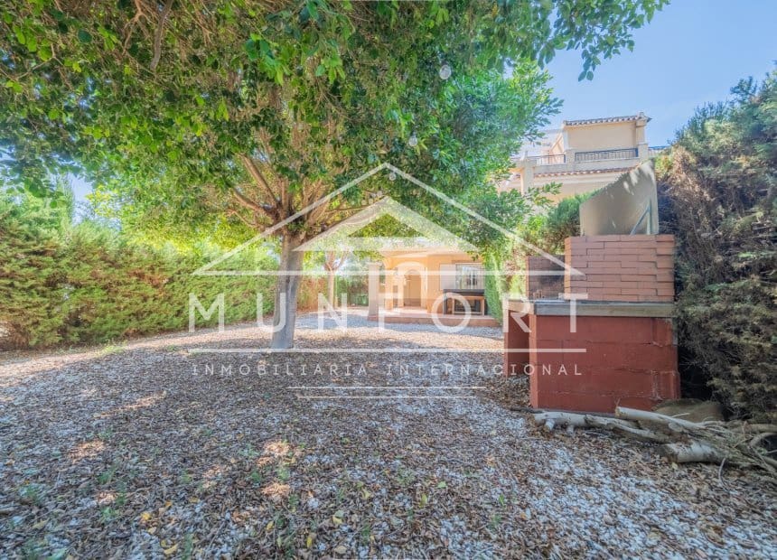 2 soverom Hus til salgs i Pilar de la Horadada med svømmebasseng - € 329 900 (Ref: 9850745)