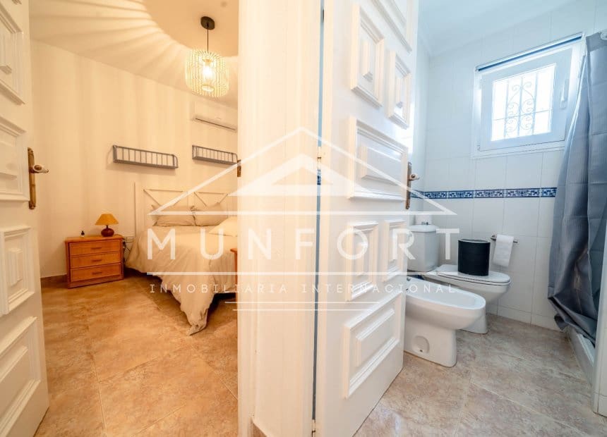 2 bedroom Beach Apartment for holiday rental in Los Urrutias - € 850 (Ref: 9854523)