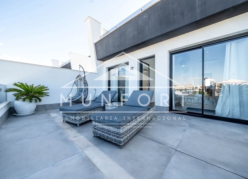 3 soveværelse Villa til salg i Santiago de la Ribera med swimmingpool - € 679.900 (Ref: 9854628)