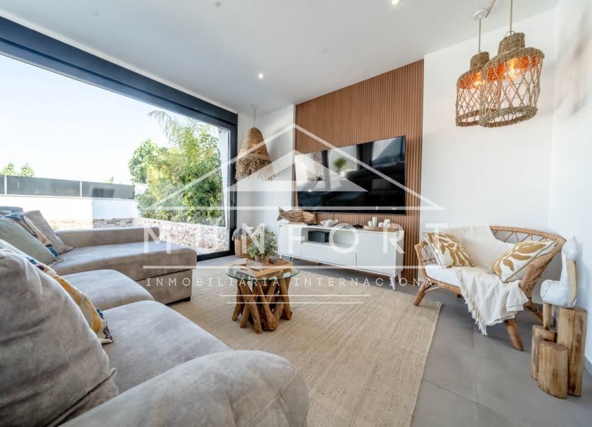 3 soveværelse Villa til salg i Santiago de la Ribera med swimmingpool - € 679.900 (Ref: 9854628)