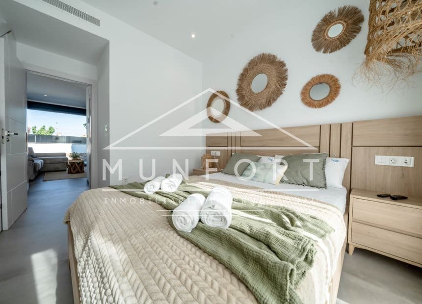 3 soveværelse Villa til salg i Santiago de la Ribera med swimmingpool - € 679.900 (Ref: 9854628)