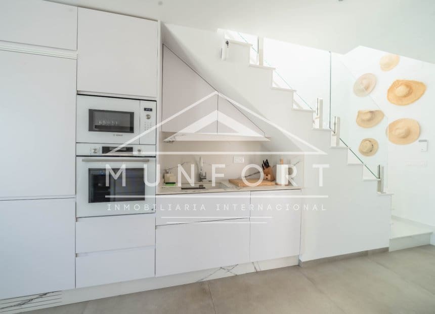 3 soveværelse Villa til salg i Santiago de la Ribera med swimmingpool - € 679.900 (Ref: 9854628)