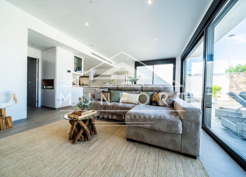 3 soveværelse Villa til salg i Santiago de la Ribera med swimmingpool - € 679.900 (Ref: 9854628)