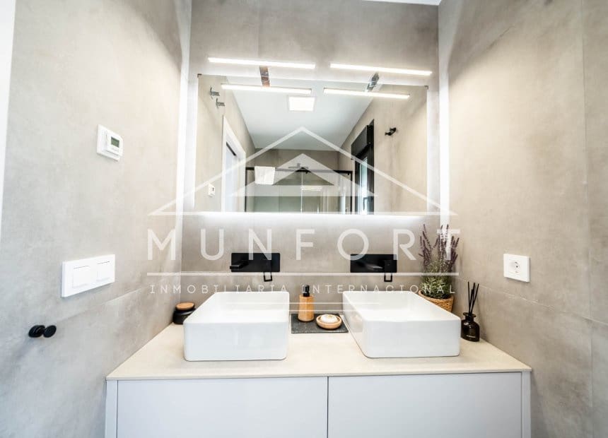 3 soveværelse Villa til salg i Santiago de la Ribera med swimmingpool - € 679.900 (Ref: 9854628)