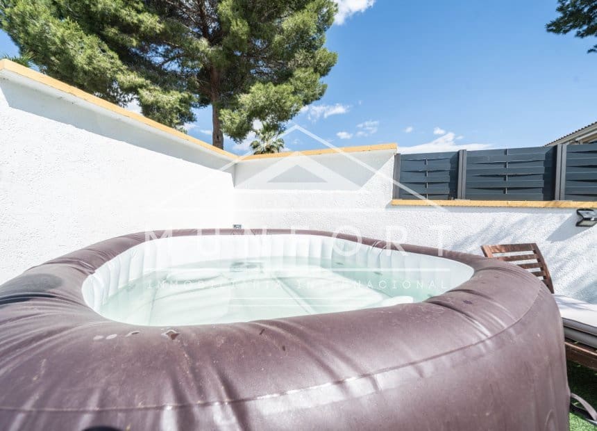 3 bedroom Villa for holiday rental in Pinar de Campoverde with pool - € 1,600 (Ref: 9854629)