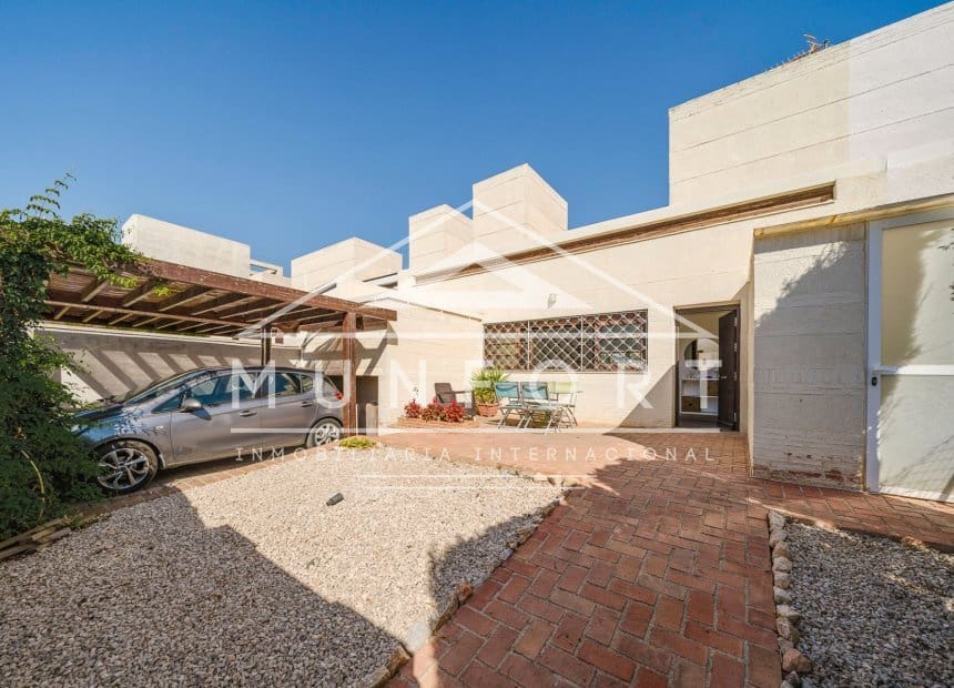 2 bedroom Villa for sale in Sucina with pool - € 265,000 (Ref: 9858553)