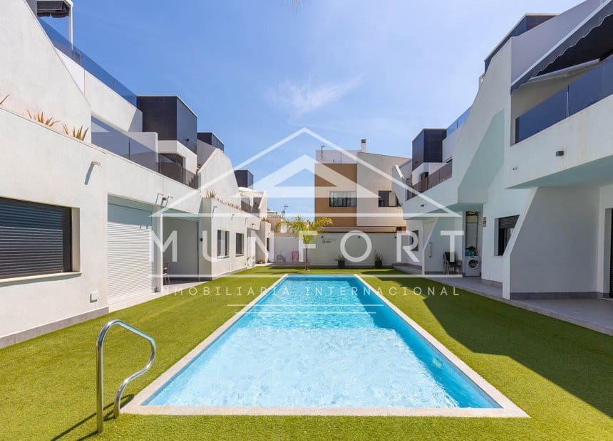 2 camera da letto Bungalow in vendita in Lo Pagan con piscina - 239.000 € (Rif: 9858878)