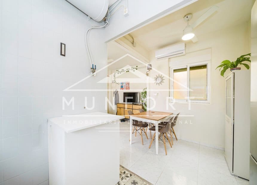 2 bedroom Apartment for sale in Los Urrutias - € 145,000 (Ref: 9866158)