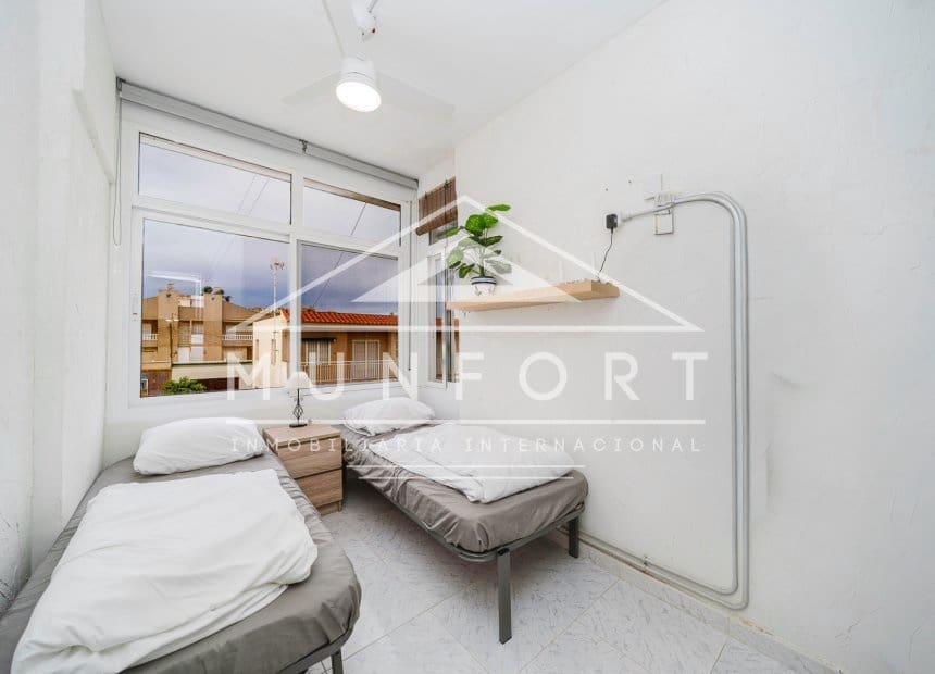 2 bedroom Apartment for sale in Los Urrutias - € 145,000 (Ref: 9866158)
