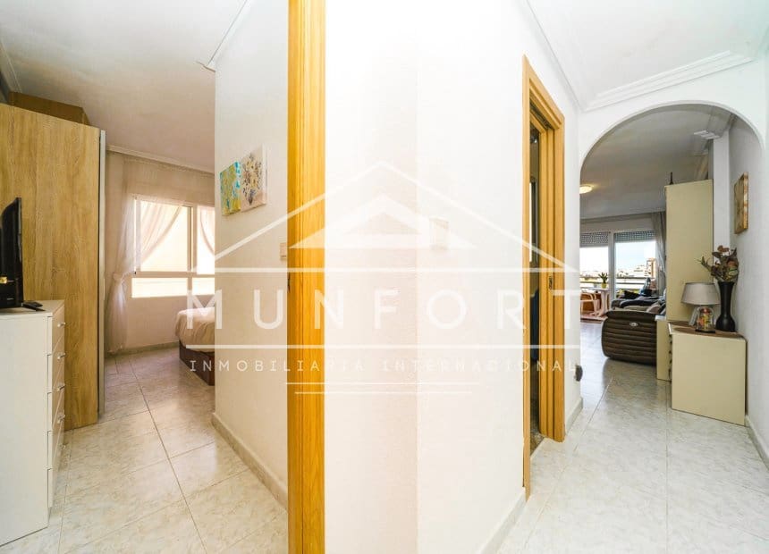 2 soveværelse Lejlighed til salg i Torrevieja med swimmingpool - € 155.000 (Ref: 9879761)
