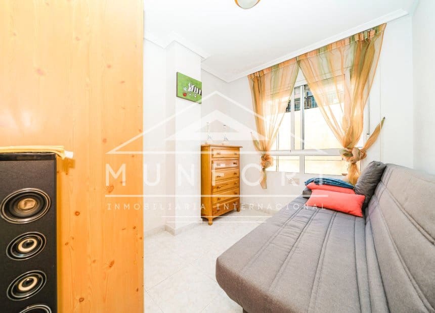 2 soveværelse Lejlighed til salg i Torrevieja med swimmingpool - € 155.000 (Ref: 9879761)
