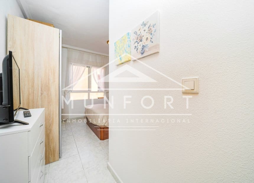 2 soveværelse Lejlighed til salg i Torrevieja med swimmingpool - € 155.000 (Ref: 9879761)