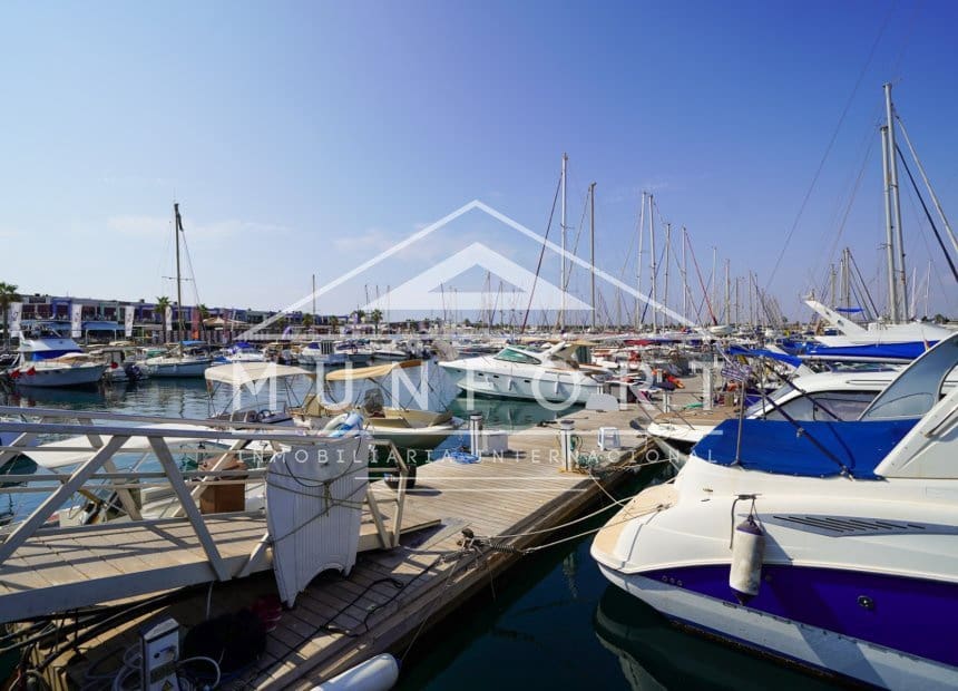 2 soveværelse Lejlighed til salg i Torrevieja med swimmingpool - € 155.000 (Ref: 9879761)