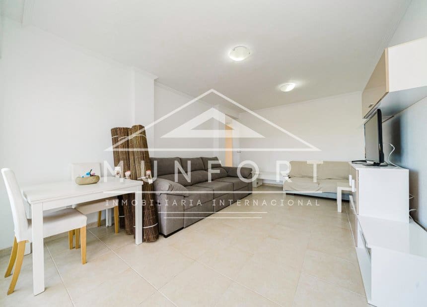 2 soverom Bungalow til salgs i San Cayetano med svømmebasseng - € 139 000 (Ref: 9879762)