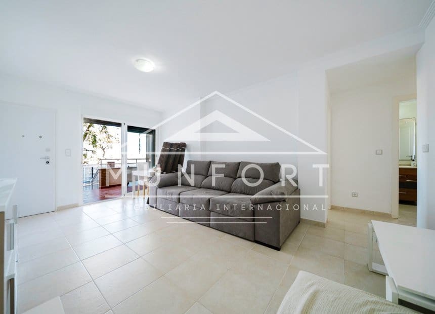 2 soverom Bungalow til salgs i San Cayetano med svømmebasseng - € 139 000 (Ref: 9879762)