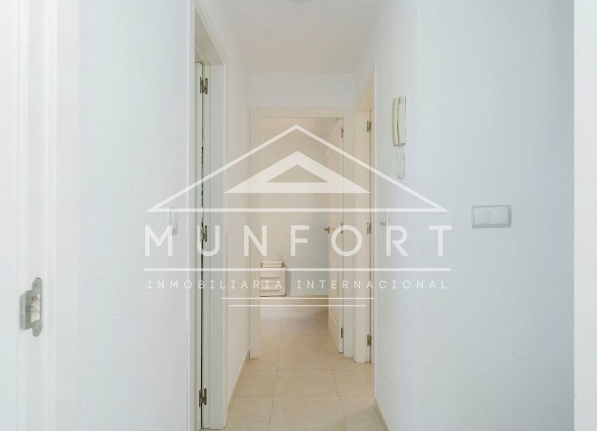 2 soverom Bungalow til salgs i San Cayetano med svømmebasseng - € 139 000 (Ref: 9879762)