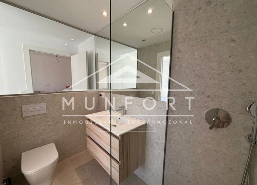 Apartamento de 2 habitaciones en Los Alcázares en venta con piscina - 260.000 € (Ref: 9882627)