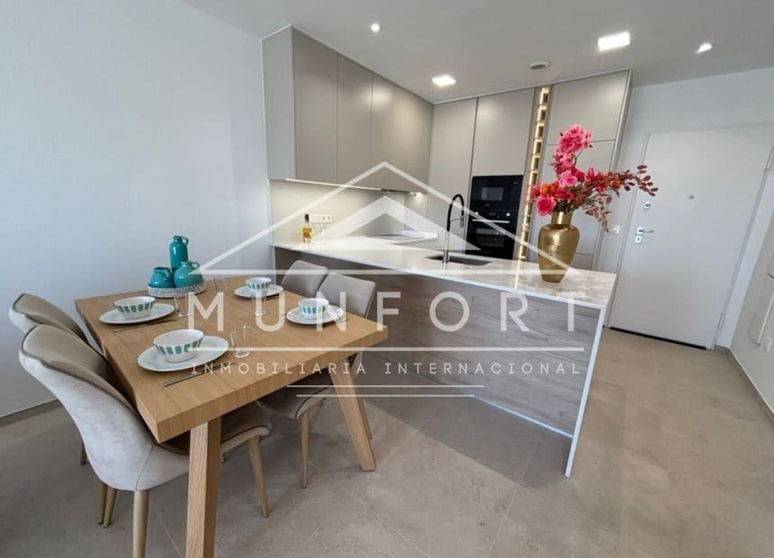 Apartamento de 2 habitaciones en Los Alcázares en venta con piscina - 260.000 € (Ref: 9882627)