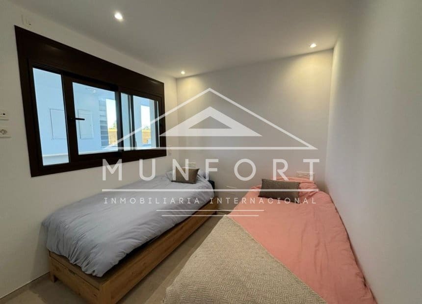 Apartamento de 2 habitaciones en Los Alcázares en venta con piscina - 260.000 € (Ref: 9882627)