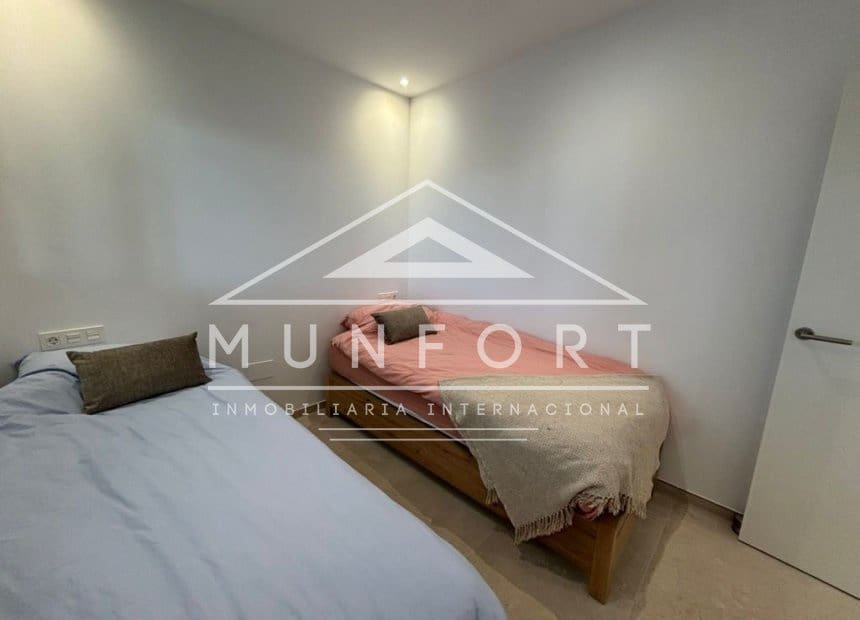 Apartamento de 2 habitaciones en Los Alcázares en venta con piscina - 260.000 € (Ref: 9882627)
